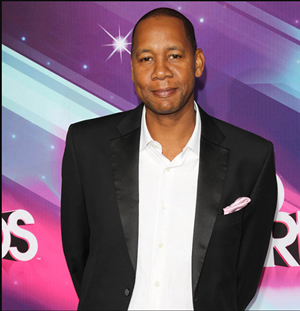 Hire Mark Curry for an event.