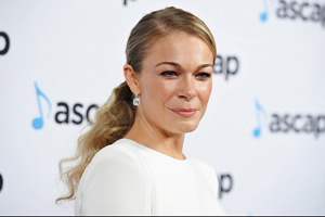 Hire Leann Rimes for an event.