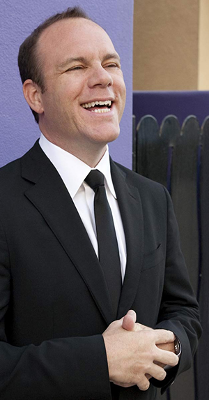 Hire Tom Papa for an event.