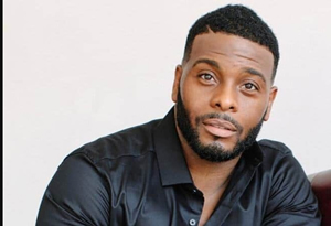 Hire Kel Mitchell for an event.