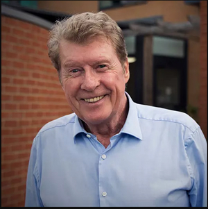 Hire Michael Crawford for an event.