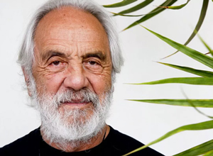 Hire Tommy Chong for an event.