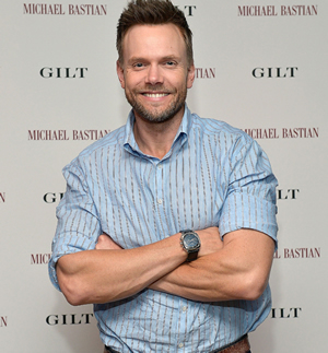 Hire Joel McHale for an event.