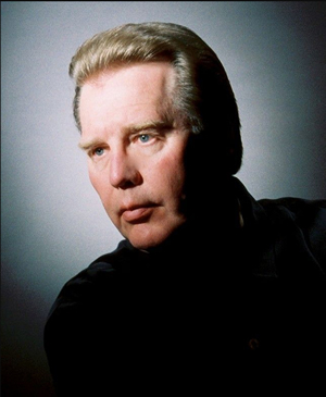 Hire Ross Johnson for an event.