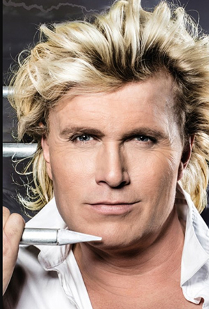 Hire Hans Klok to work your event