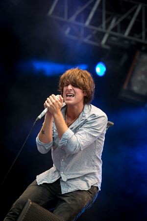Hire Paolo Nutini for an event.