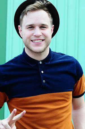 Hire Olly Murs for an event.