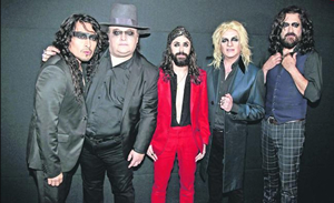 Hire Moderatto for an event.