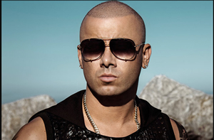 Hire Wisin for an event.