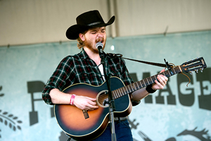 Hire Colter Wall for an event.