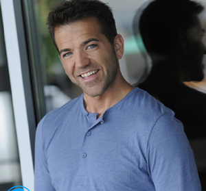 Hire Spencer James for an event.