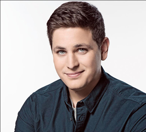 Hire Luke Null for an event.