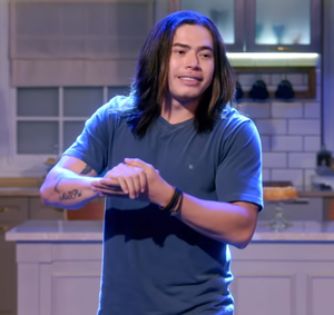 Hire Whindersson Nunes for an event.