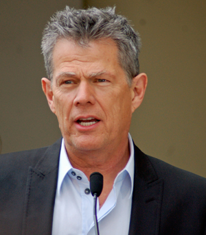 Hire David Foster to work your event