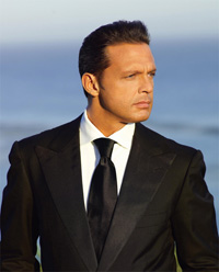 Hire Luis Miguel for an event.