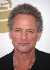 Hire Lindsay Buckingham for an event.
