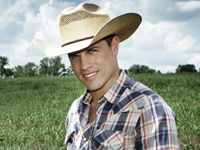 Hire Dustin Lynch to work your event